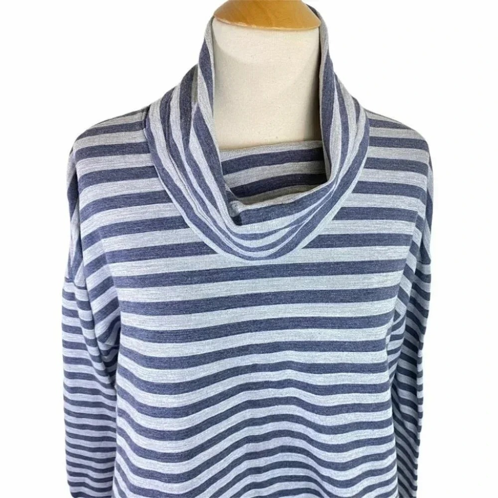 J.Crew Pullover Top Size M Blue Gray Striped Cowl Neck Long‎ Sleeve H2703